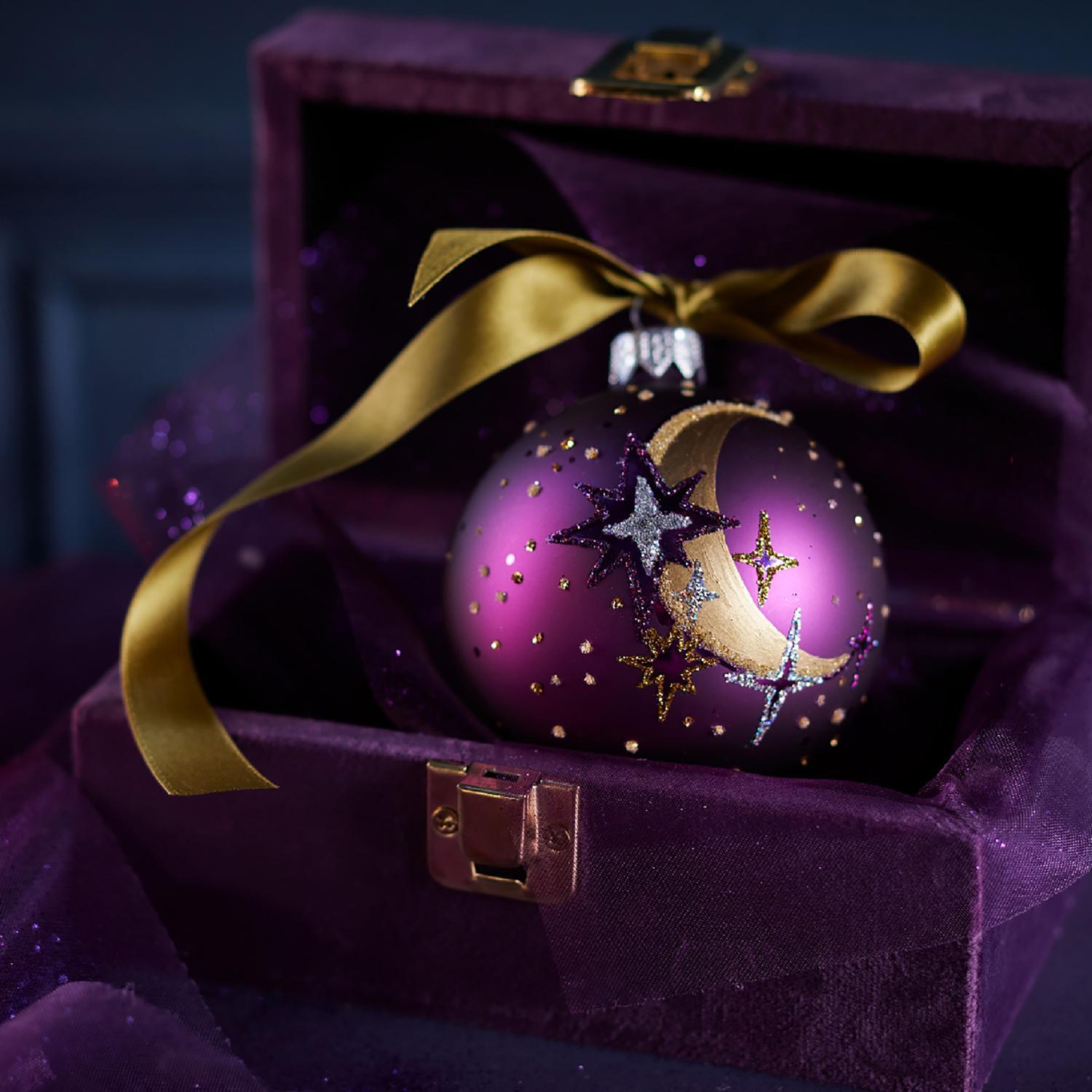 Шар стекло фиолетовый матовый Месяц и звезды d8см