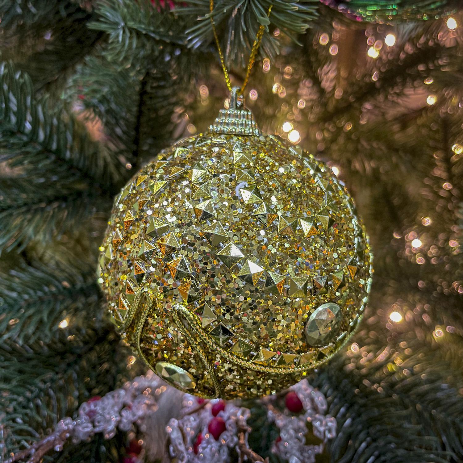 Шар золотой со стразами d8см