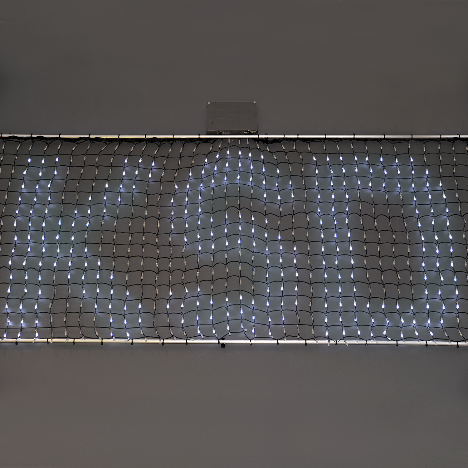 Гирлянда сетка   2,30x0,75м холоднобелая Бегущая строка 768диодов LED outdoor
